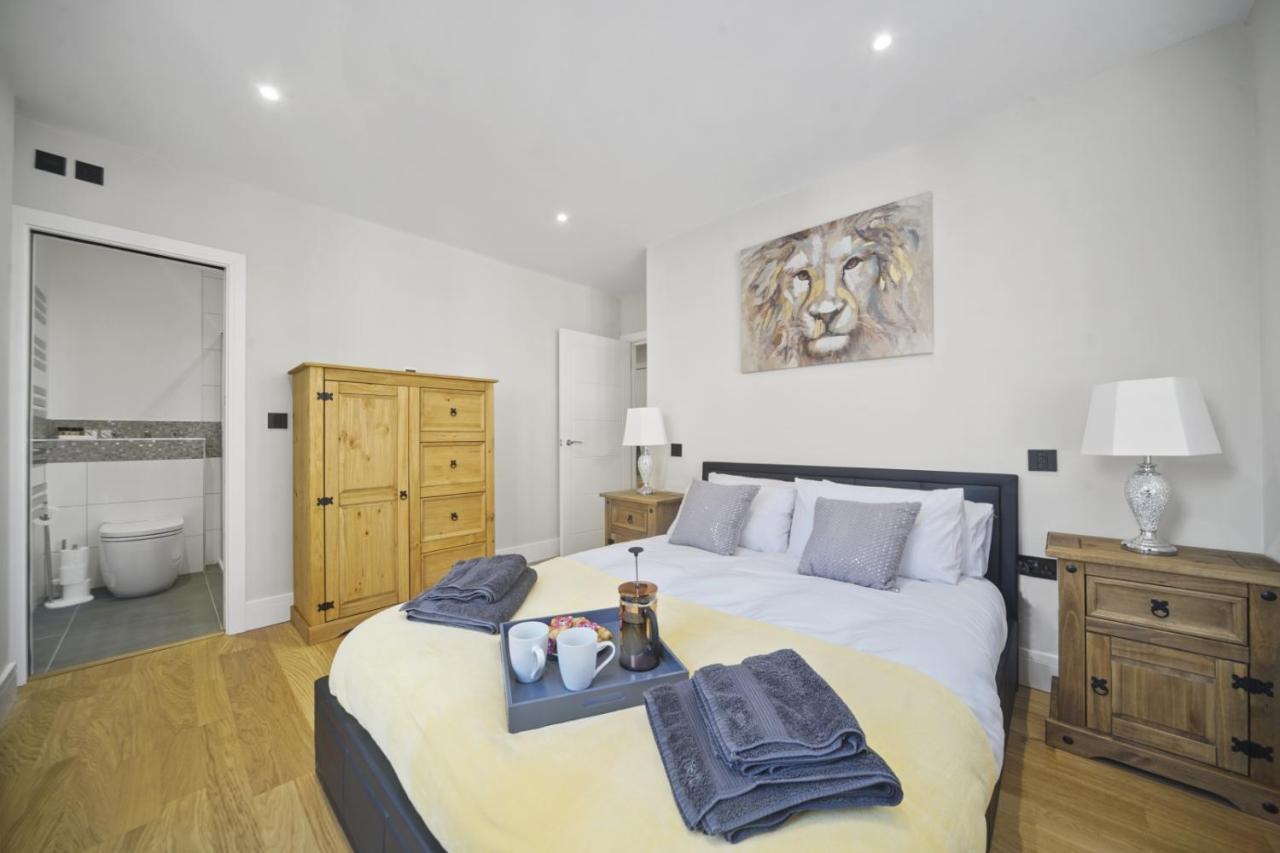 Ferienwohnung Flat 1 Bridge House Staines-upon-Thames Exterior foto